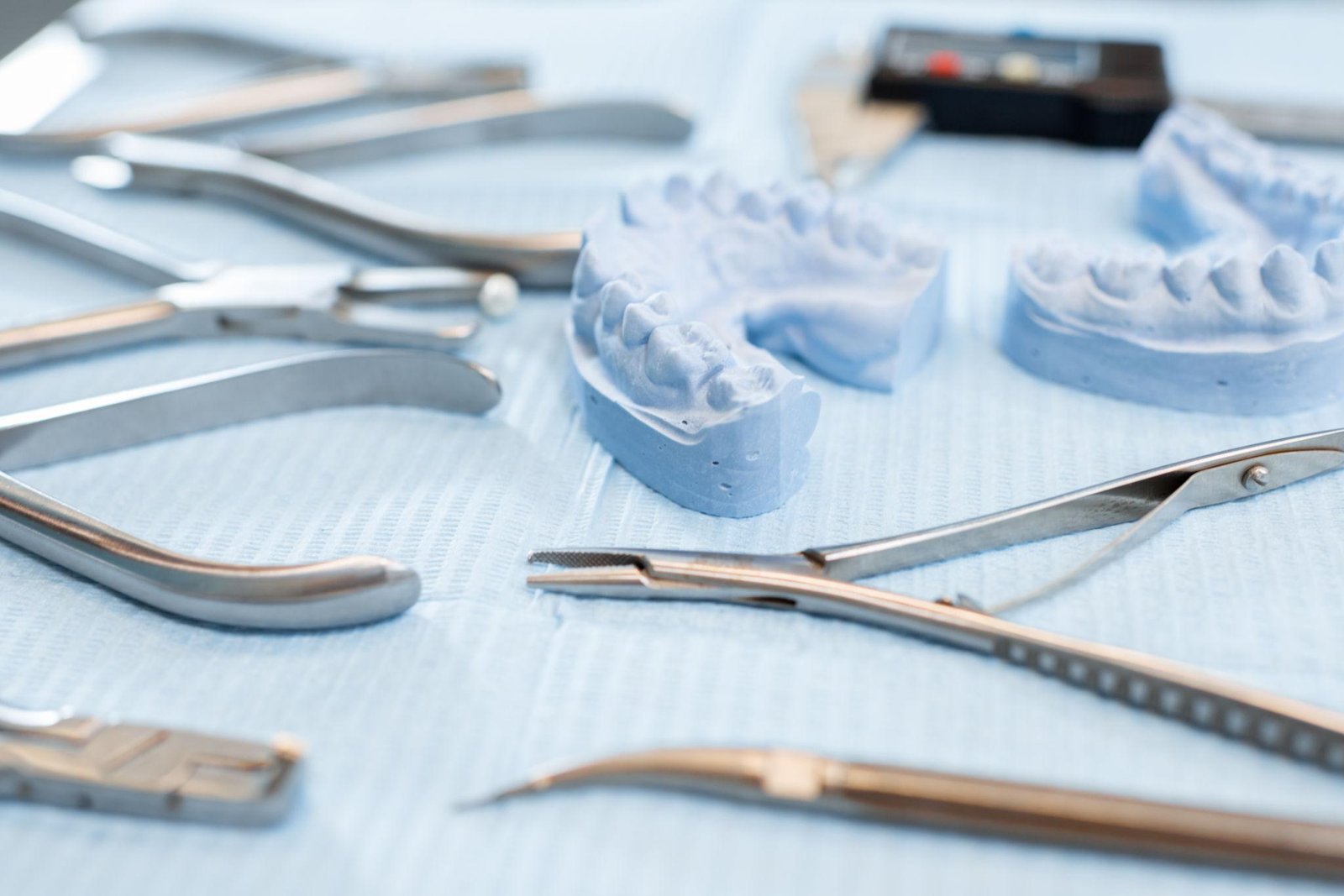Essential Orthodontic Instruments Every Modern Orthodontic Practice Needs